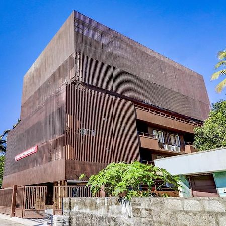 Tri-Star Presidency Kochi Exterior photo